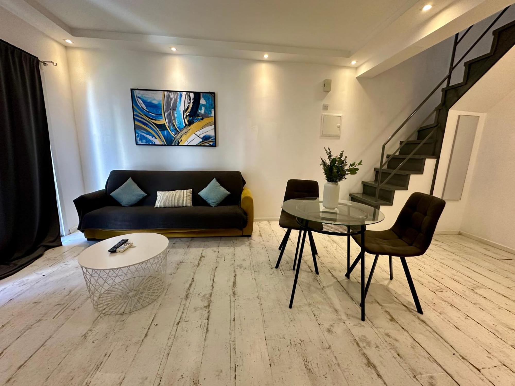 1-Bedroom Duplex 100M By The Sea Limasol Buitenkant foto
